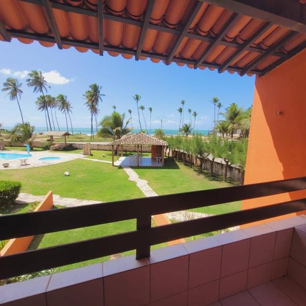 Casa com vista para o mar a 900 m do centrinho