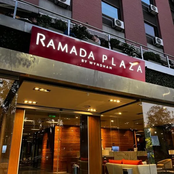 Ramada Plaza by Wyndham Tucuman, hotelli kohteessa San Miguel de Tucumán