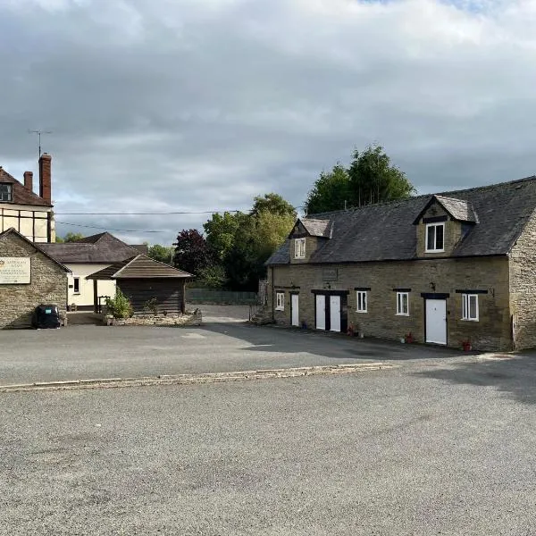 The Bateman Arms AKA The Coach house Inn, hotel u gradu Shobdon
