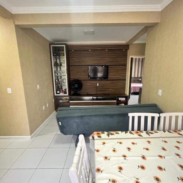 Apartamento à 300 metros praia - Centro - Itapema