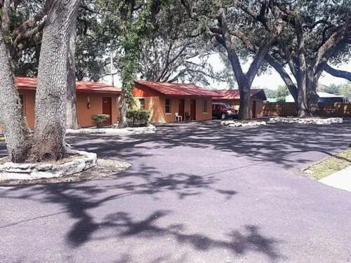 Star Motel、タンパのホテル