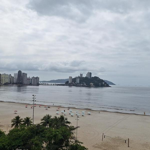 Gonzaguinha Apartamento frente à praia