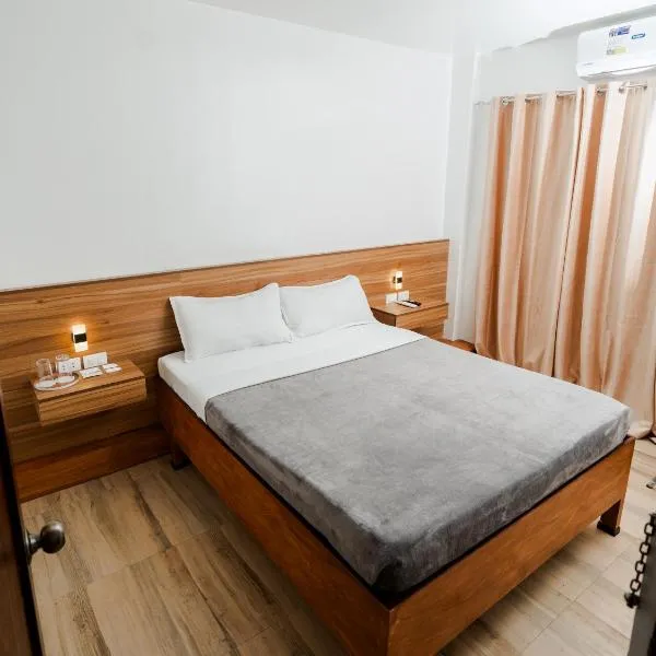 Bay View Inn، فندق في مدينة سوريجاو