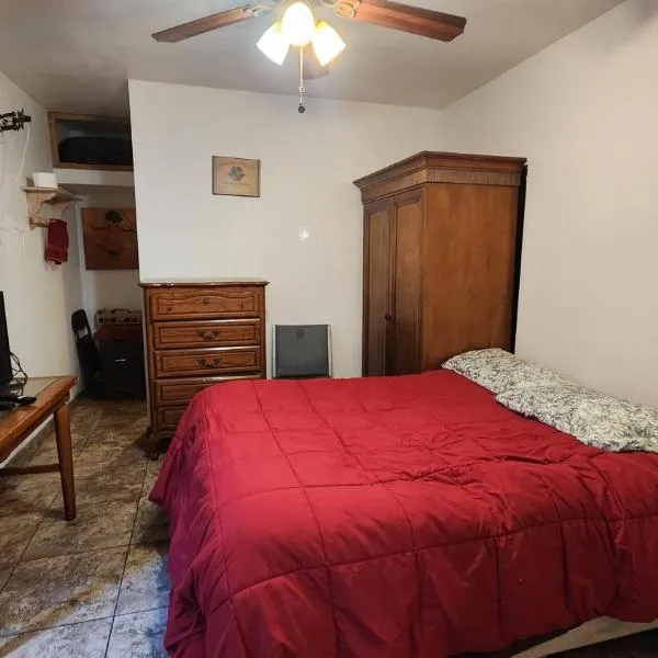 Vizcaino Departamento con cocina, hotel en Ensenada