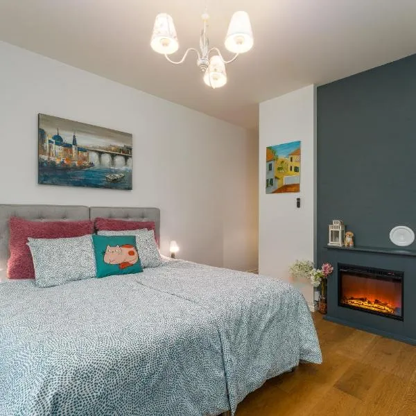 Free Parking l Everything nearby l Easy Self Check-In, hotel sa Pärnu