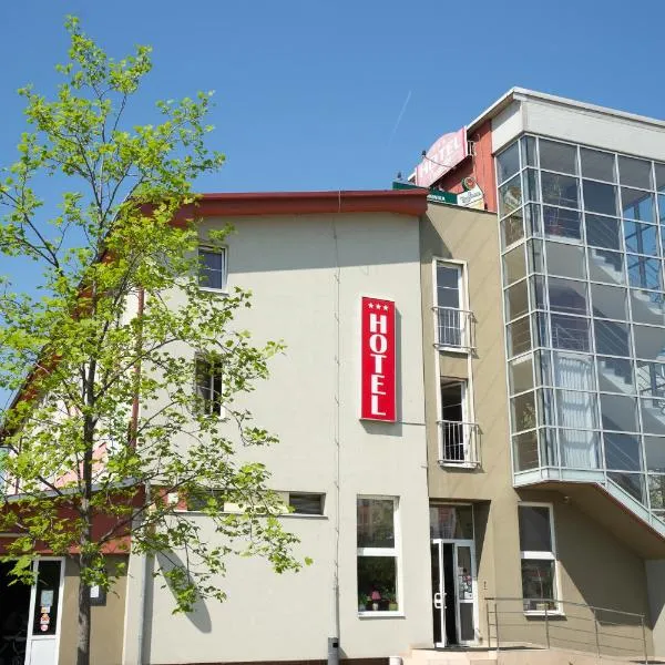 Hotel Dominika, hotelli kohteessa Bratislava