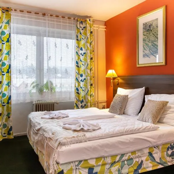 Hotel Formanka, hotel en Hustopeče