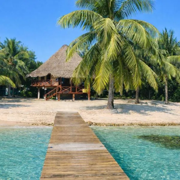 Kin Resort Lodge, hotel v mestu Maya Beach