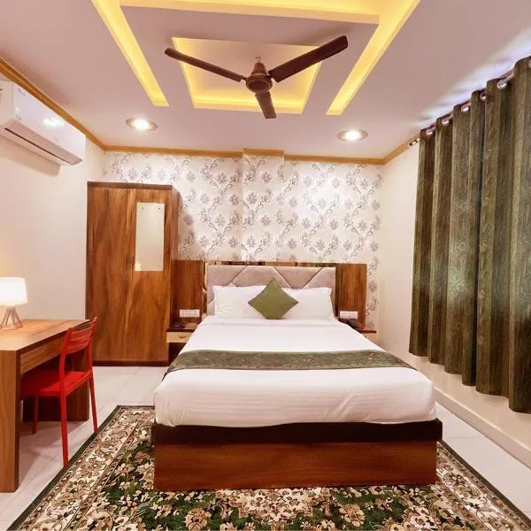 Hotel Rudra Rudra Inn Near Kashi Vishwanath temple