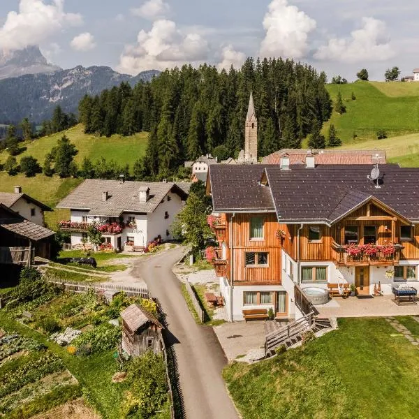 Apartments Rit, hotel en La Valle