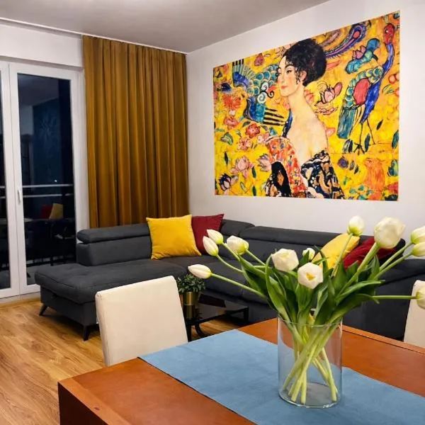 EUROPA22 HOTelarnia Centrum Tomaszów Maz 3 pokoje na wyłączność dla max 9 osób ze wspólną łazienką Expresowe zameldowanie od 13-00 Wystawiamy faktury,位于马佐夫舍地区托马舒夫的酒店