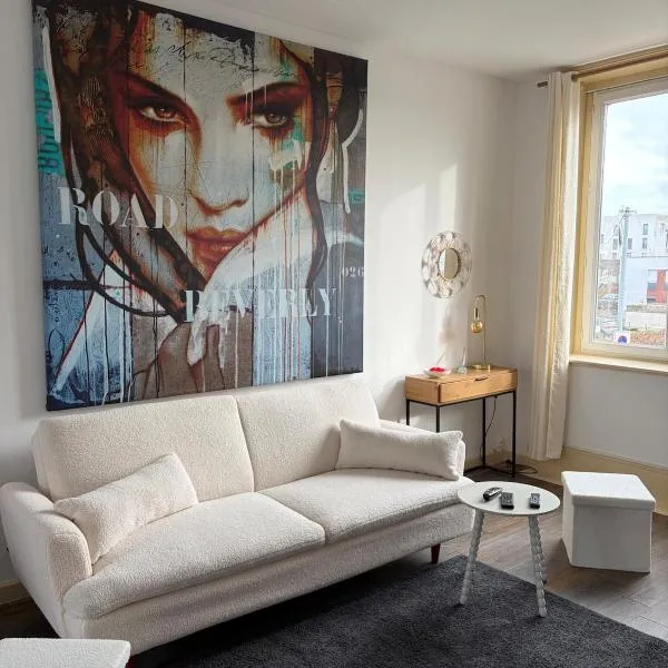 Petit appartement charmant、リールのホテル