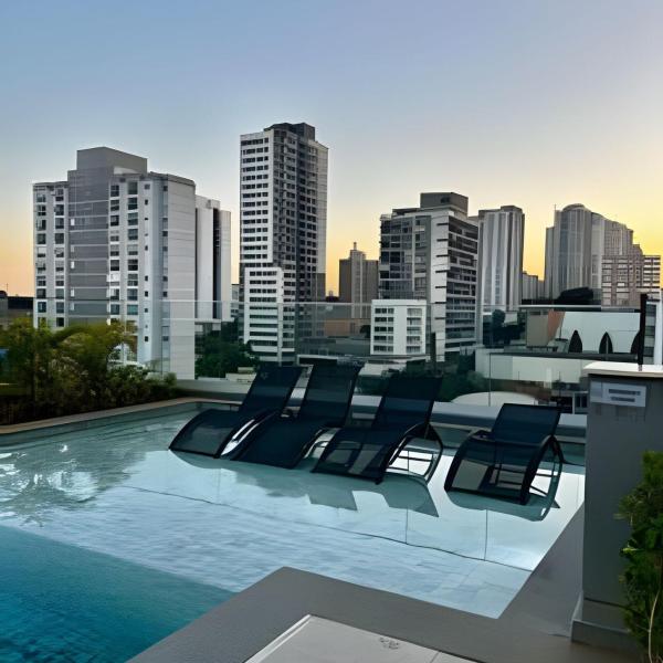Studio com piscina e academia perto do metrô