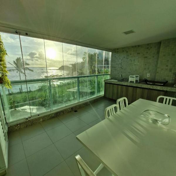 APARTAMENTO em Ondina - Costa España Quarto e sala