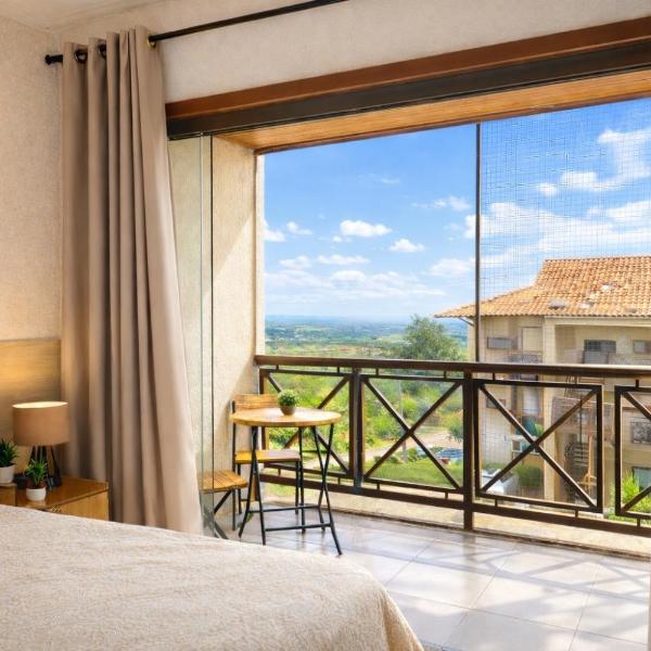 Flat no Monte Castelo, Gravatá-PE - Piscinas e Fazendinha