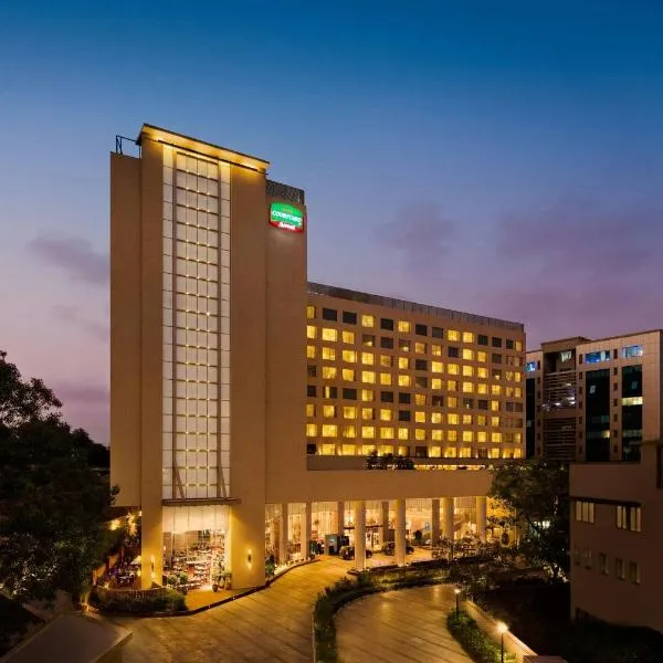 Courtyard by Marriott Mumbai International Airport, hotel Bombaji