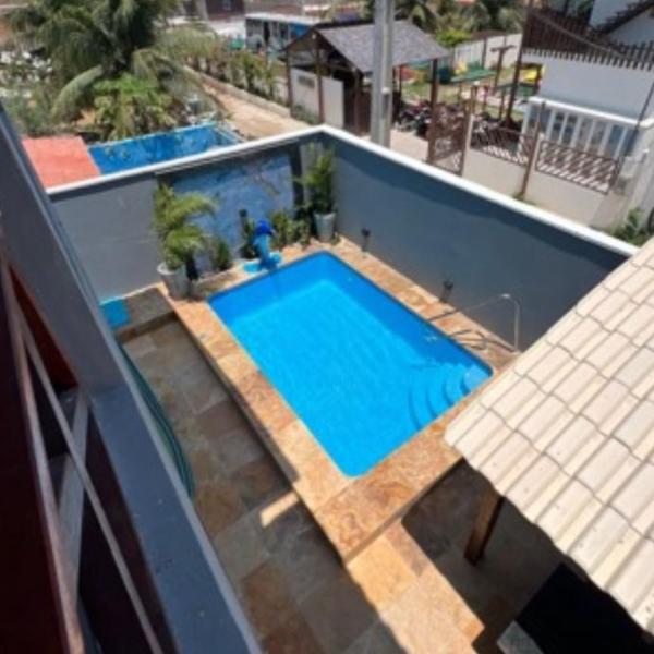Lindo sobrado com piscina perto do mar
