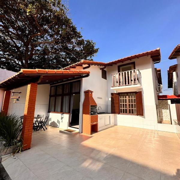 Casa temporada 3 Quartos 6 camas 3 Banheiros 110m da praia do Peró Cabo Frio