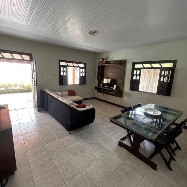 Casa com Piscina em Barra de Jacuípe