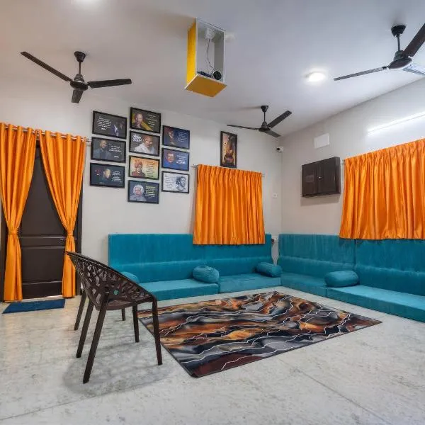 Rayzen Stays & Backpackers Hostel, viešbutis Čenajuje