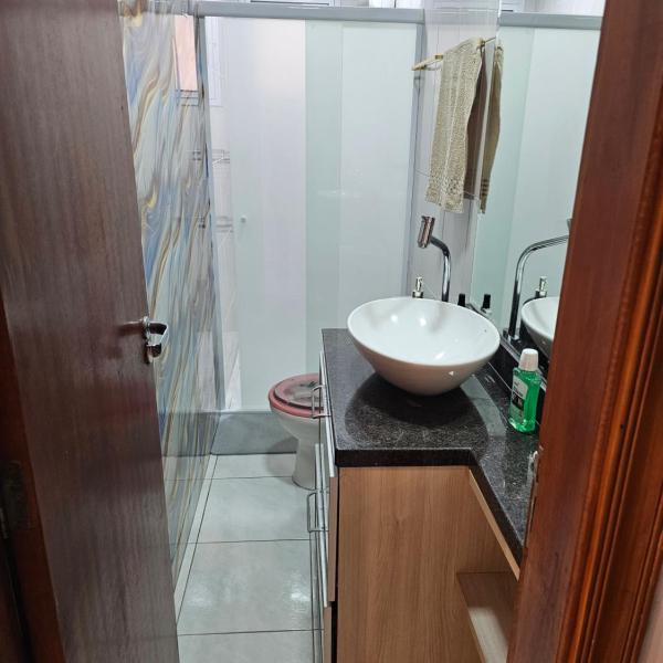 Apê na Guilhermina com Ar Condicionado, Elevador, Wi-Fi - 1 Quadra da praia - Foto 3
