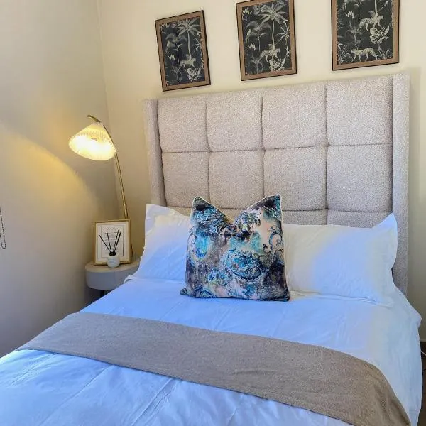 Asanda Pool Retreat, hotel a Kempton Park