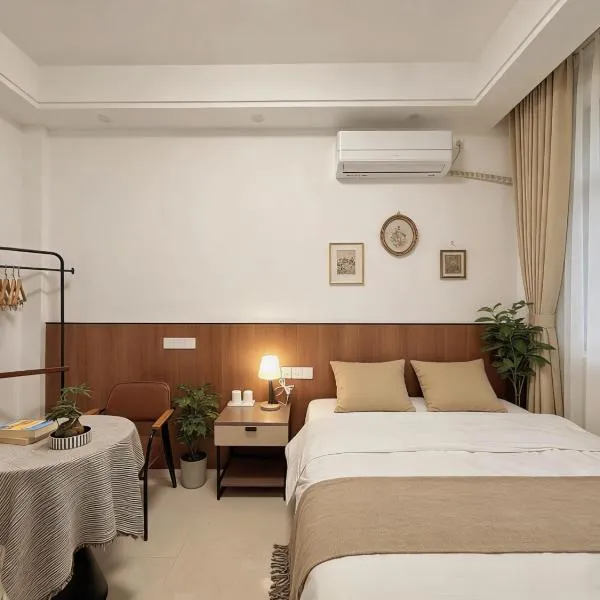 Damao Holiday shanghai pvg 24h FREE shuttle bus浦东国际机场店, hotel i Shanghai