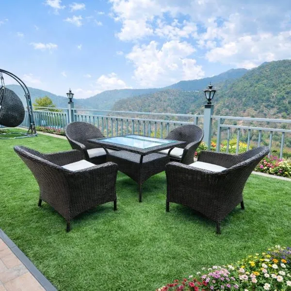 NAINITAL HOTEL A LUXURIOUS RESORT'S PRANAV! INN - Free Parking & Wi-fi - Restaurant & Room Service - Spacious & Comfortable Rooms With Hill View Available -Near Bhowali Road - Best Hotel In Nainital, hôtel à Bhowāli