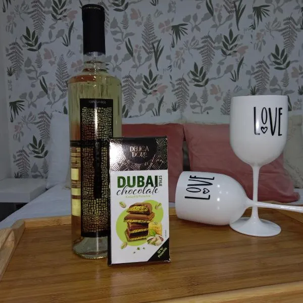 Abril 56 Villa&Suites, hotel en Oreña