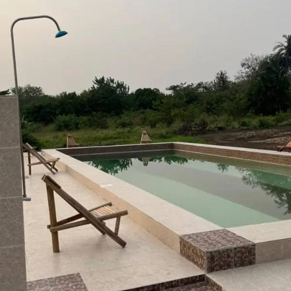 REFUGE du MONT AGOU، فندق في Liatonou