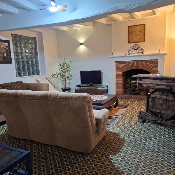 Maison Francolatine, hotel u gradu Sent Mor de Turen