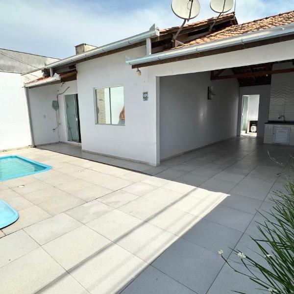 Casa com piscina na praia de Barra Velha SC - Foto 3