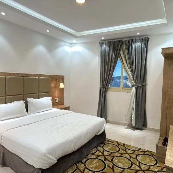 أقمار جراند للشقق المخدومة, hotel din Abha