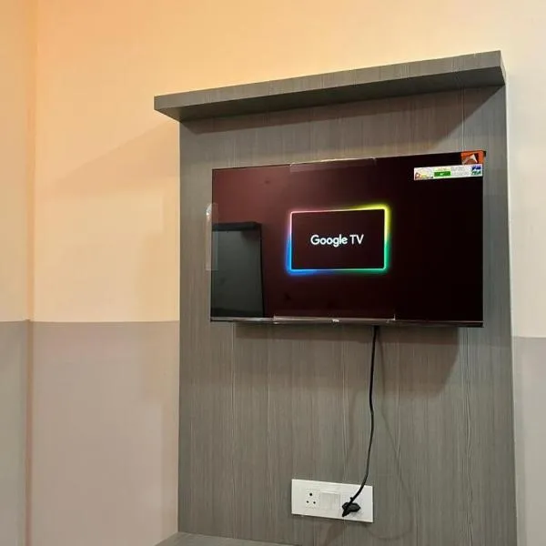 Hotel Monsoon, hotel di Warangal