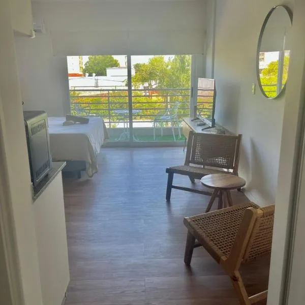 L&J Loft 1 ambiente: Belén de Escobar şehrinde bir otel