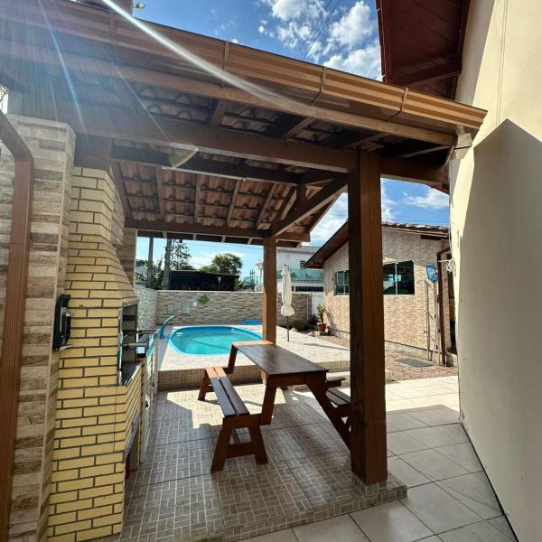 Casa 3 quartos, 3 banheiro - com piscina, quiosque - Foto 4