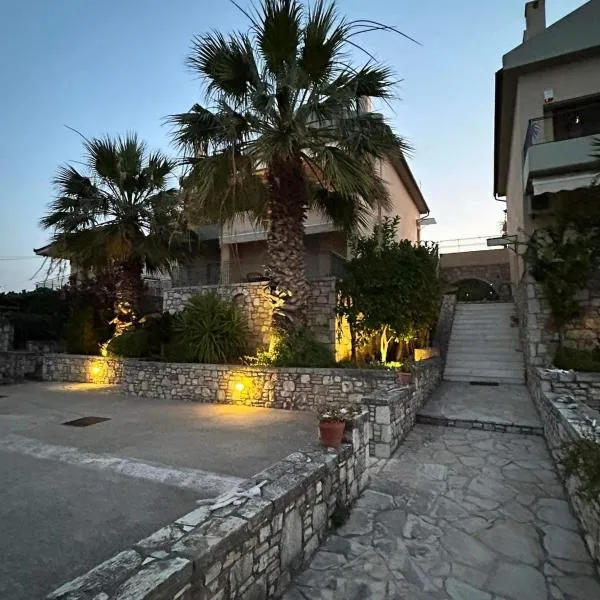 Beach House, hotel en Petalidi