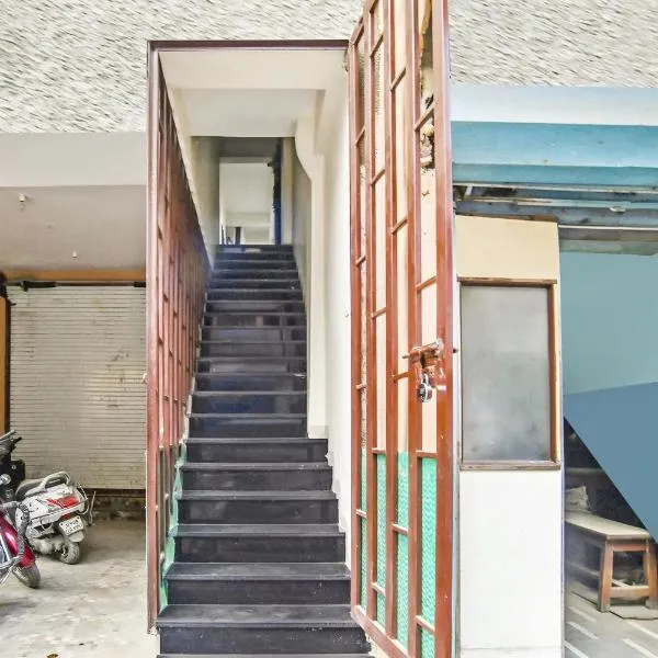 Collection O Verena, hotel sa Indore