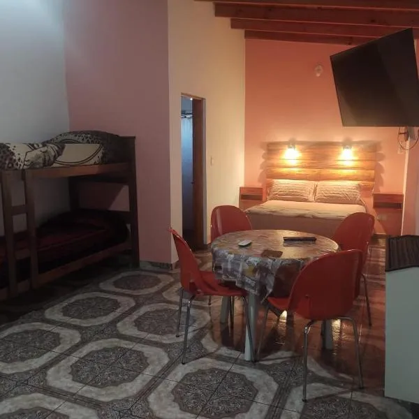 Las Tres Reinas B, Hotel in Río Colorado