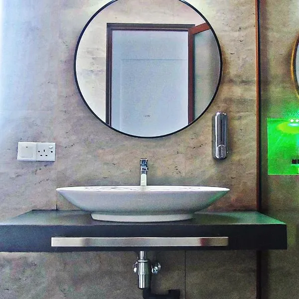 카투나야카에 위치한 호텔 Airport Retreat-CMB Transit Stay