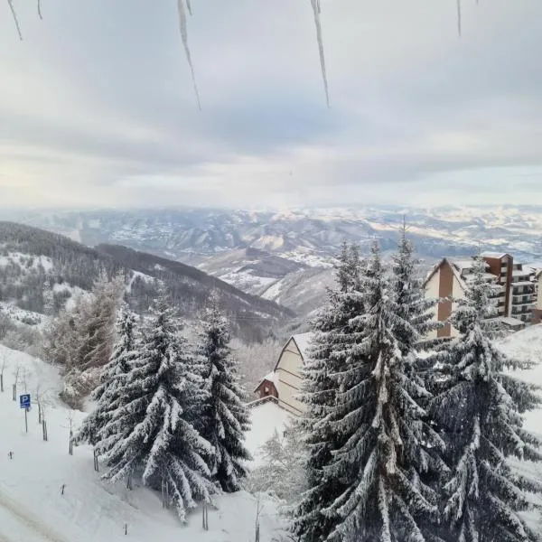 SkyLux Apartments Kopaonik - Residence Hill, hotel i Kopaonik