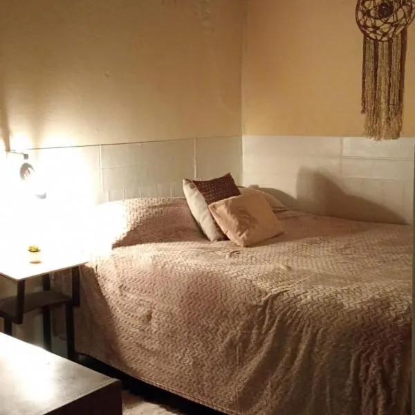 Apart Tunuyan B&B, hotel in Tunuyán