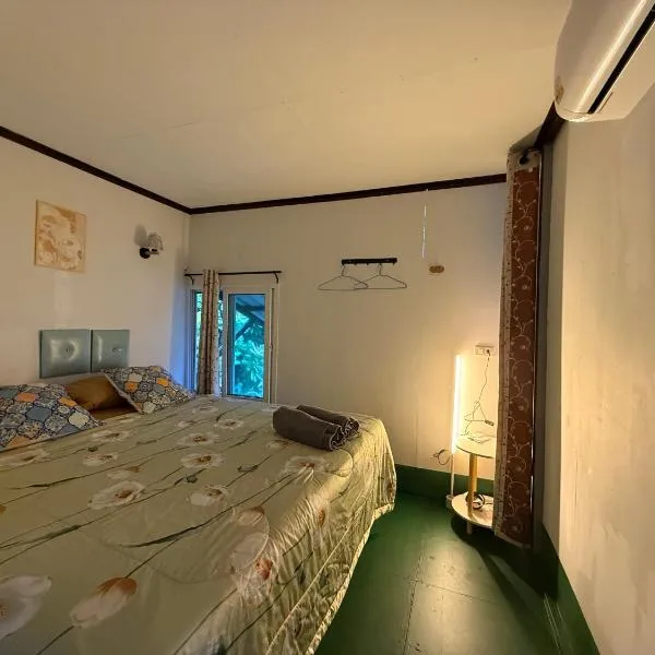 Baan Plai Laem Homestay at Koh Paluay, hotel u gradu 'Koh Phaluai'