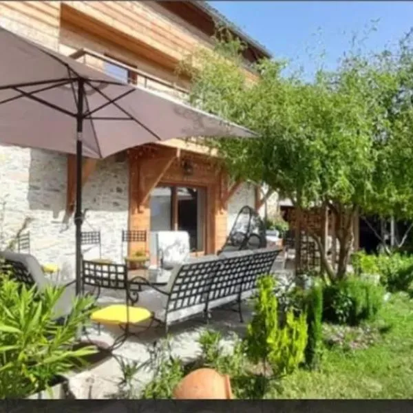 Gîte Le Verger, hotel in Traize