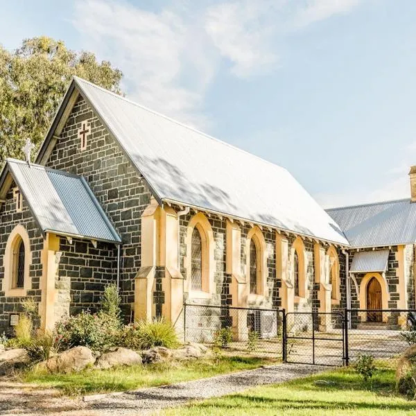 The Old Bookham Church، فندق في Bookham