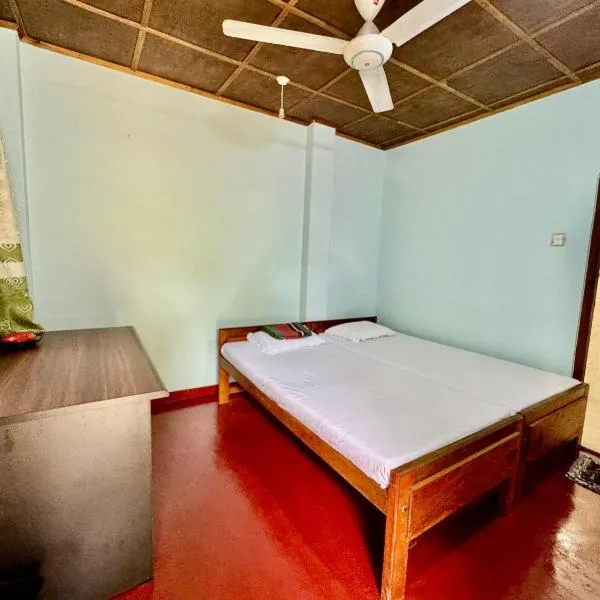 Gunarathna's Homestay, hotel v mestu Kudawe