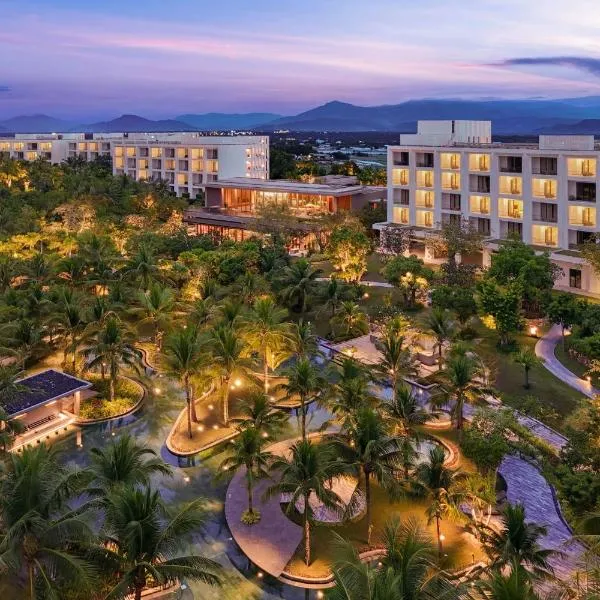 JW Marriott Cam Ranh Bay Resort & Spa, готель у місті Камрань