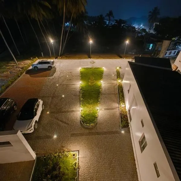 Arthana Residency Hotel:  bir otel