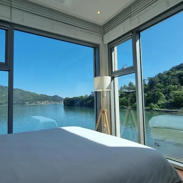 Namhae Bay 591, hotel i Namhae