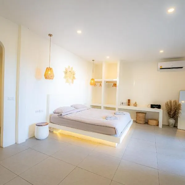 Crocus Garden, Hotel in Haad Yao